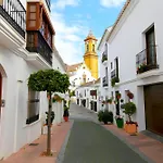 Centre Mango Apartman Estepona